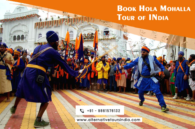 Book hola mohalla india tour